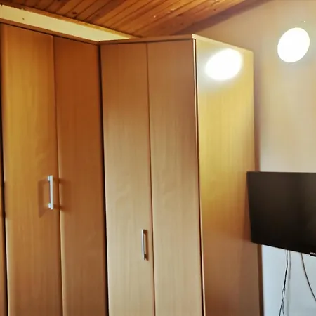 Ljiljin Raj شقة فندقية