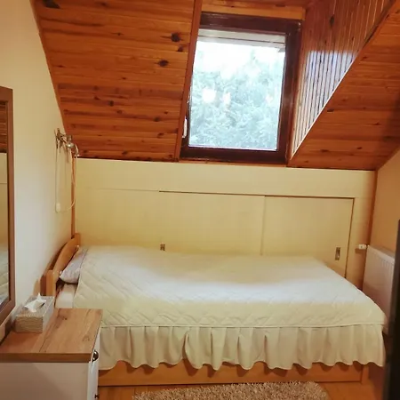 Ljiljin Raj Bela Zemlja