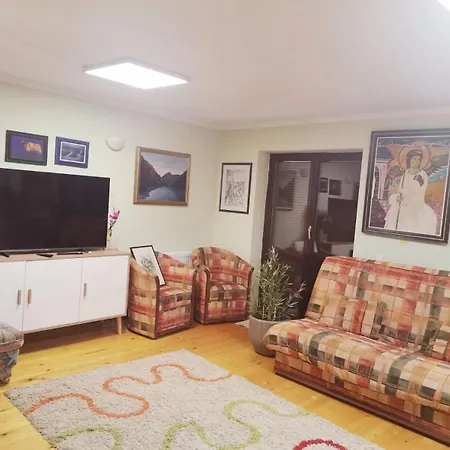 Ljiljin Raj شقة فندقية